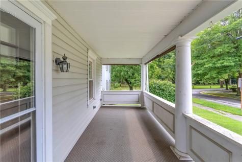 202 Foch Street Ellwood City PA 16117