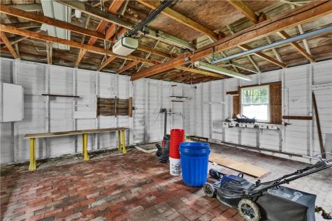 202 Foch Street Ellwood City PA 16117