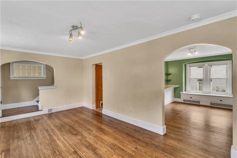 202 Foch Street Ellwood City PA 16117