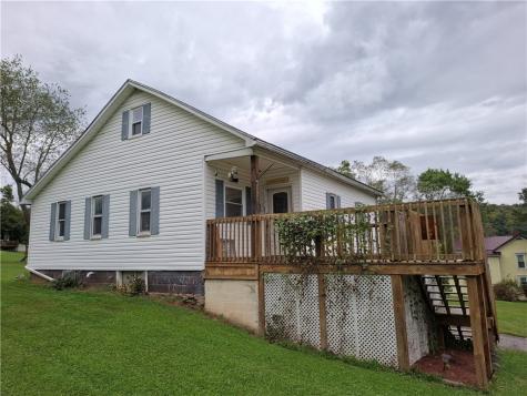 107 Sawmill Road Rogersville PA 15370