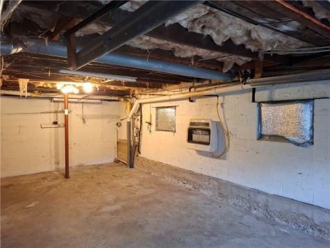 107 Sawmill Road Rogersville PA 15370
