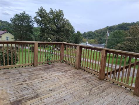 107 Sawmill Road Rogersville PA 15370