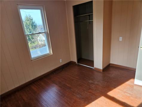 360 Edna Street East Mckeesport PA 15035