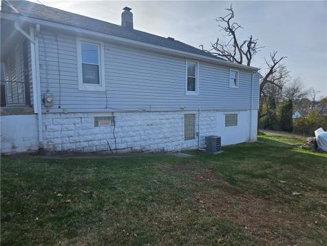 360 Edna Street East Mckeesport PA 15035