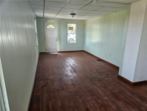 360 Edna Street East Mckeesport PA 15035