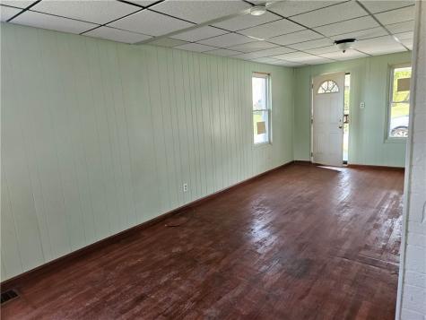 360 Edna Street East Mckeesport PA 15035