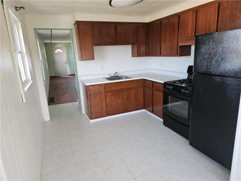 360 Edna Street East Mckeesport PA 15035