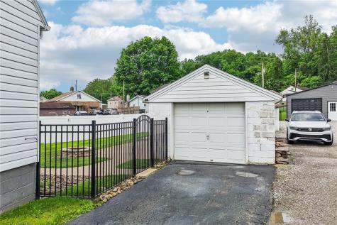 266 Stoney Hill Road Greensboro PA 15338