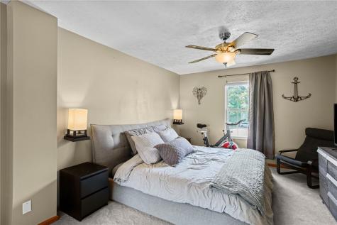 7335 Deer Run Circle Imperial PA 15126