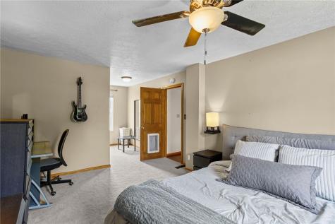 7335 Deer Run Circle Imperial PA 15126