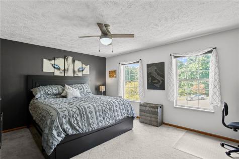 7335 Deer Run Circle Imperial PA 15126