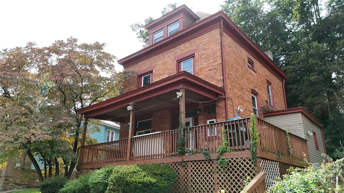 109 Watson Perry Hilltop PA 15214