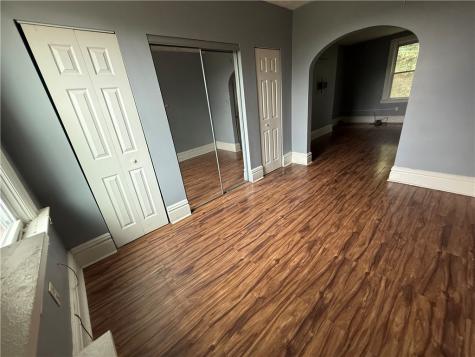 109 Watson Perry Hilltop PA 15214