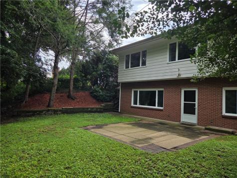 1199 Atlantic Avenue Monaca PA 15061