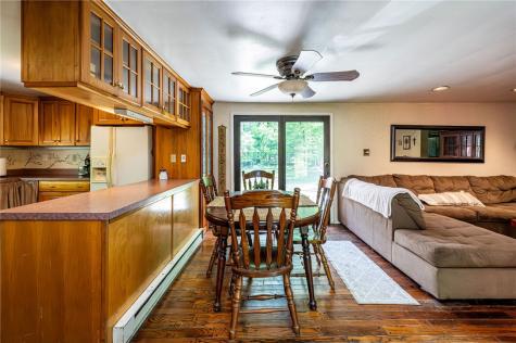 120 Fox Road Loyalhanna PA 15681