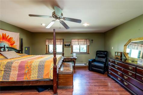 120 Fox Road Loyalhanna PA 15681