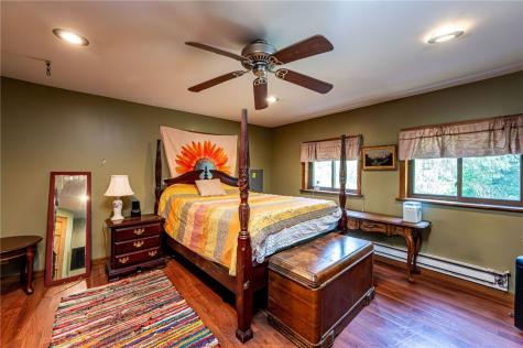 120 Fox Road Loyalhanna PA 15681