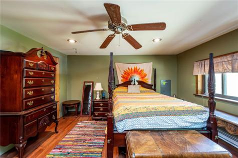 120 Fox Road Loyalhanna PA 15681