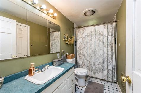 120 Fox Road Loyalhanna PA 15681