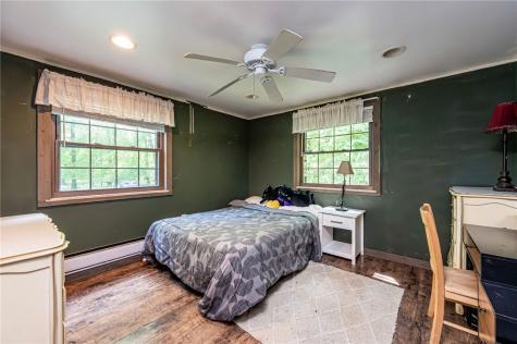 120 Fox Road Loyalhanna PA 15681