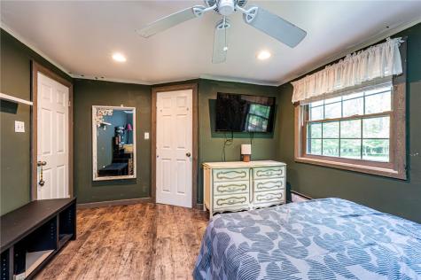 120 Fox Road Loyalhanna PA 15681
