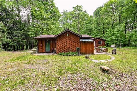120 Fox Road Loyalhanna PA 15681