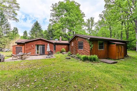 120 Fox Road Loyalhanna PA 15681