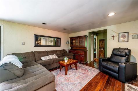 120 Fox Road Loyalhanna PA 15681
