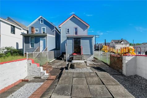 2018 Collingwood Street Swissvale PA 15218
