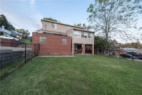 990 El Rancho Drive Green Tree PA 15220