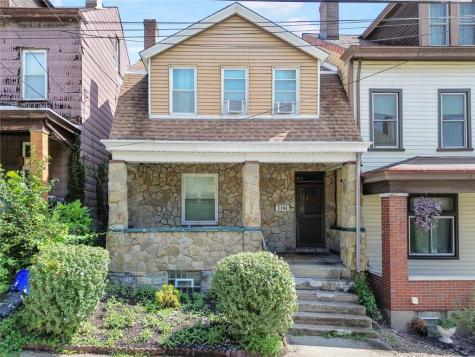 2106 Rockledge Street Spring Hill PA 15212