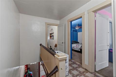 2106 Rockledge Street Spring Hill PA 15212