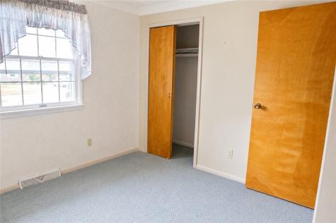 1092 Williams Drive Washington Township PA 15012