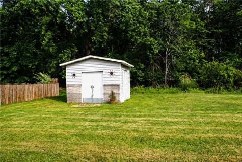1092 Williams Drive Washington Township PA 15012