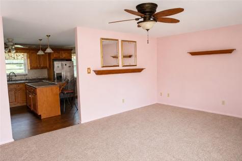 1092 Williams Drive Washington Township PA 15012