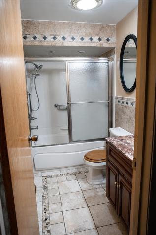 1092 Williams Drive Washington Township PA 15012