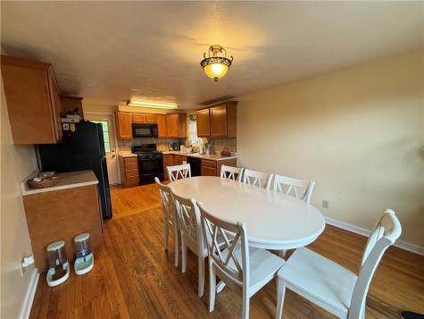 1366 Broadway Avenue East Mckeesport PA 15035