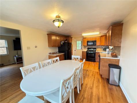 1366 Broadway Avenue East Mckeesport PA 15035