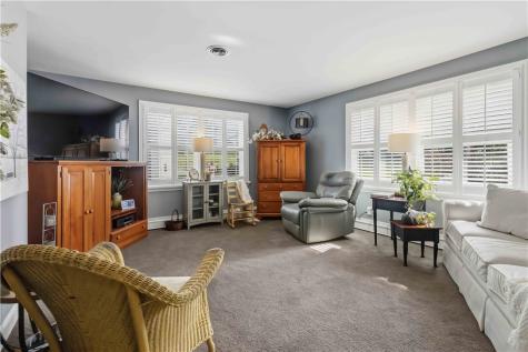 301 W Loyalhanna Street Ligonier Boro PA 15658