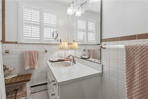 301 W Loyalhanna Street Ligonier Boro PA 15658