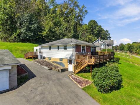 1318 Butler Road Springdale Township PA 15144