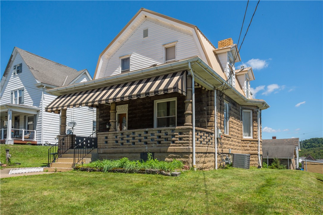 212 Center Avenue Mcdonald PA 15057