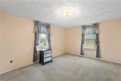 212 Center Avenue Mcdonald PA 15057