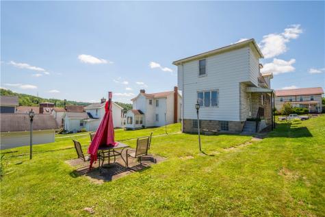 212 Center Avenue Mcdonald PA 15057
