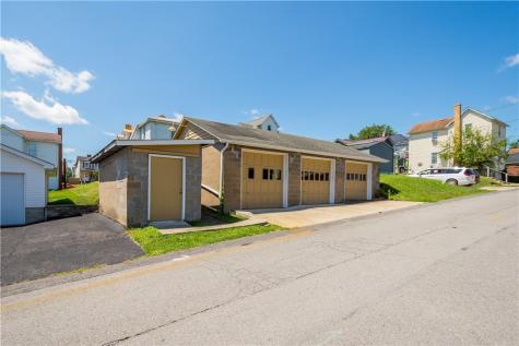 212 Center Avenue Mcdonald PA 15057