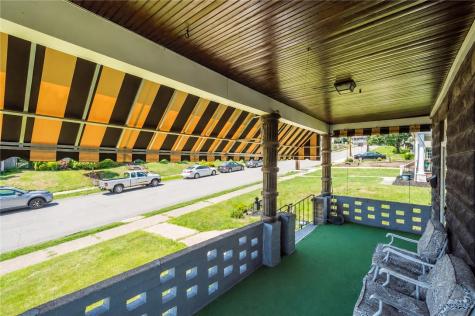 212 Center Avenue Mcdonald PA 15057