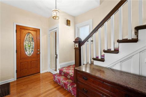 212 Center Avenue Mcdonald PA 15057