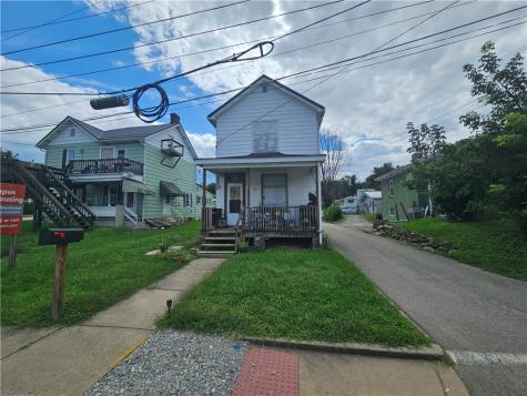 517 4th Street California PA 15419