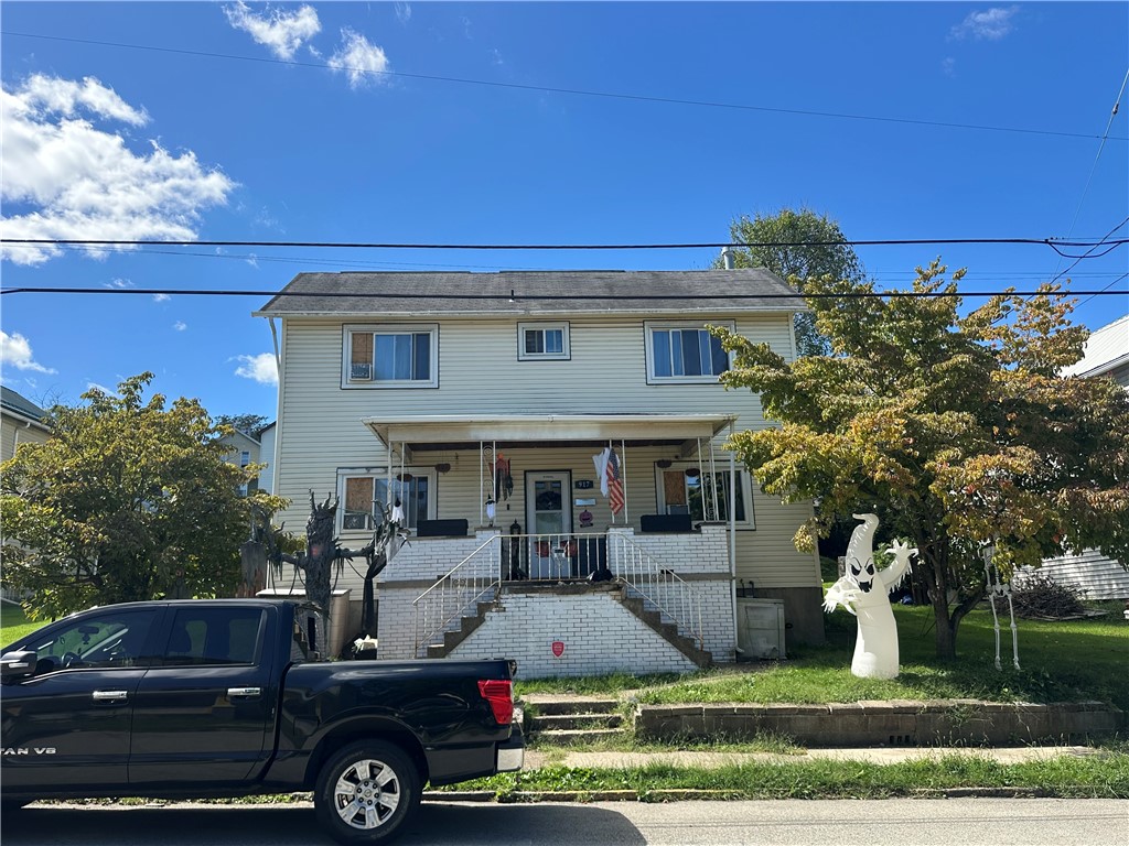 917 Crest Avenue Charleroi Boro PA 15022
