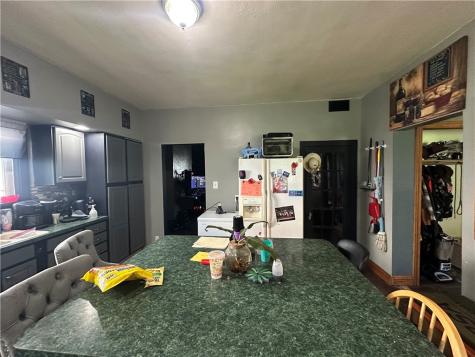 917 Crest Avenue Charleroi Boro PA 15022